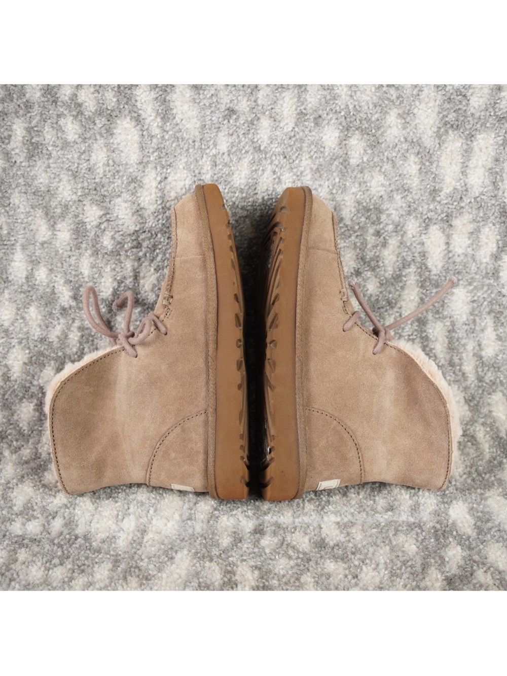 UGG Diara Suede Fleece Lined Ankle Boots 1113090 Womens US 7 UK 5 Beige EUC - Picture 12 of 15